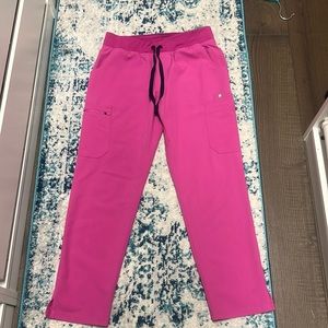 Figs medium petite Yola Electric orchid